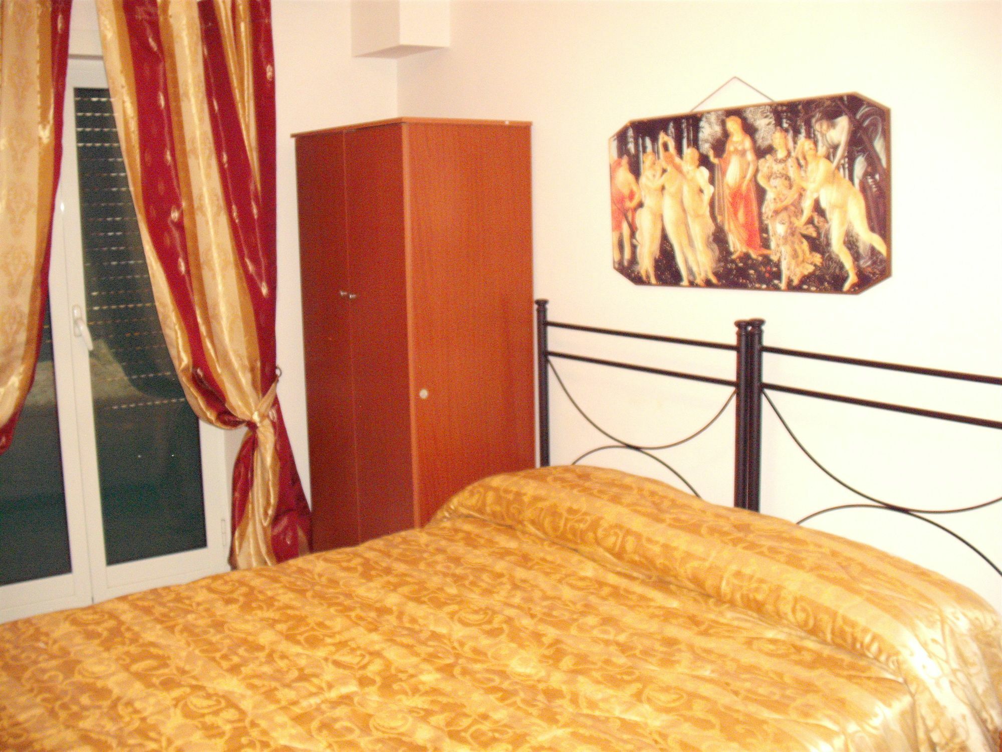 Hotel Alloggio Del Conte Naples Exterior photo